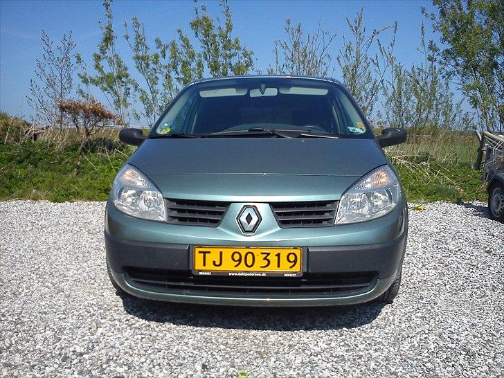 Renault Scenic ll solgt billede 2