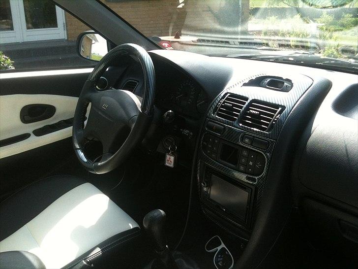 Mitsubishi Carisma billede 13