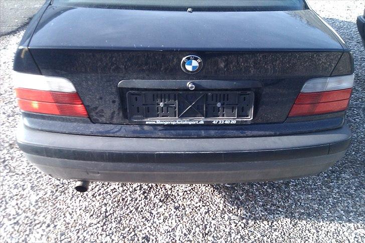 BMW 316 I E36 SOLGT billede 6