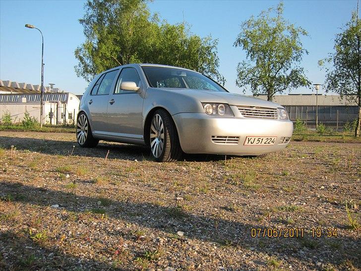 VW Golf 4 (Solgt) billede 1