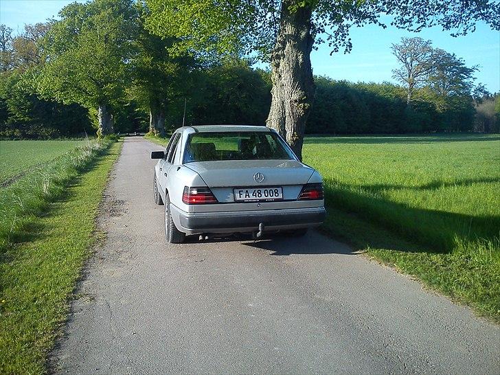 Mercedes Benz 280E W124 billede 18