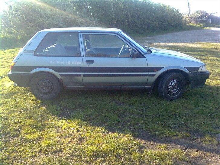 Toyota corolla dx billede 3