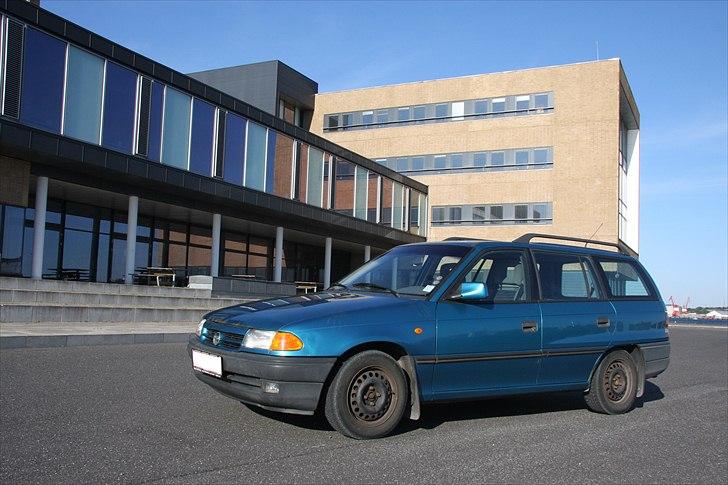 Opel Astra F stationcar billede 2