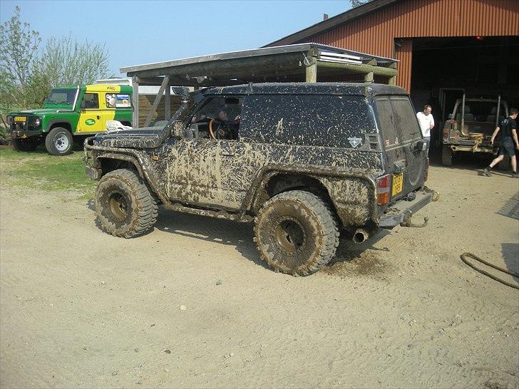 Nissan Patrol y60 2.8 turbo billede 2