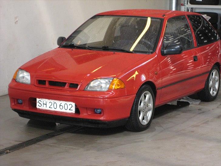 Suzuki                 Swift 1.0 billede 3