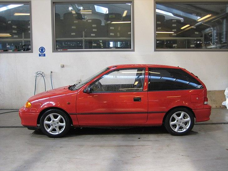 Suzuki                 Swift 1.0 billede 5