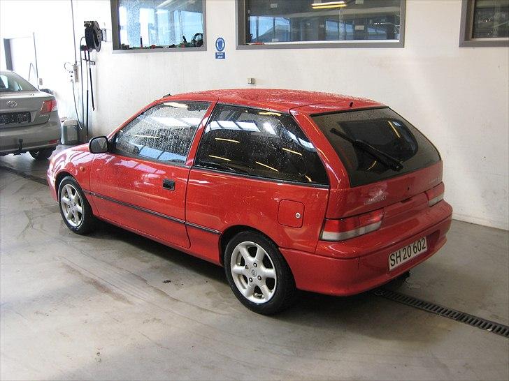 Suzuki                 Swift 1.0 billede 6