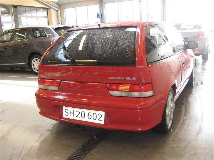 Suzuki                 Swift 1.0 billede 8