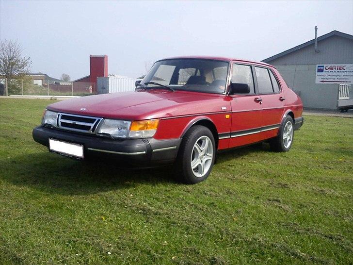 Saab 900i billede 1