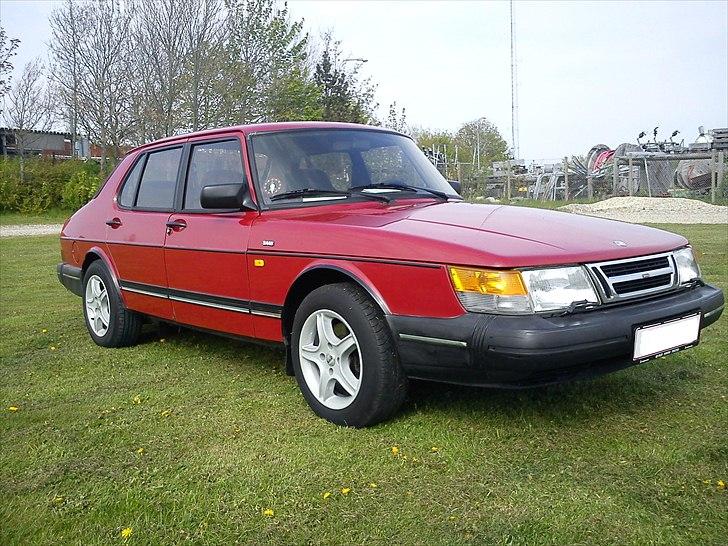 Saab 900i billede 2