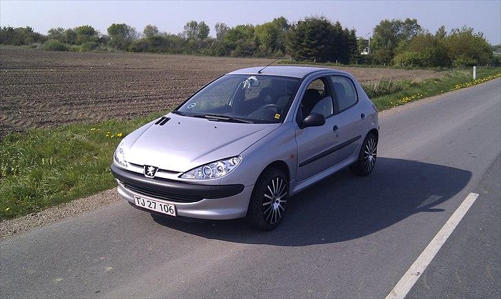 Peugeot 206 1,4 solgt billede 15