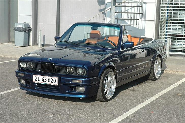 BMW 320i billede 1