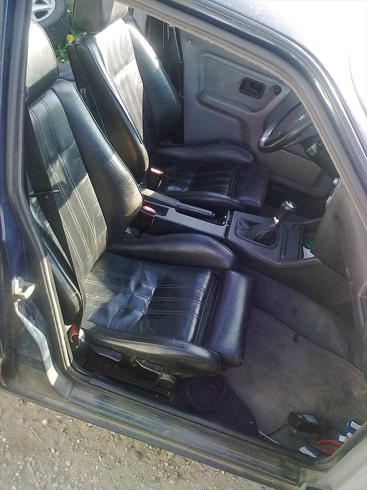 BMW E30 2,3i  billede 4