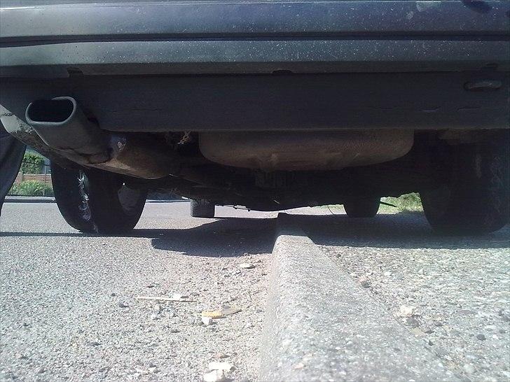 BMW E30 2,3i  billede 9