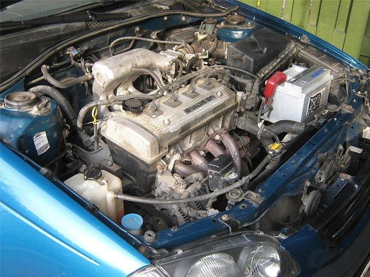 Toyota avensis 1,8 billede 3