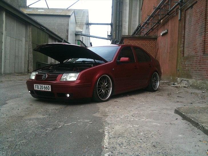 VW Bora 2,0 AirRider  billede 1