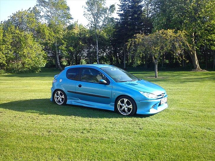 Peugeot 206 billede 1