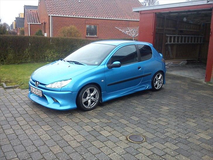 Peugeot 206 billede 2