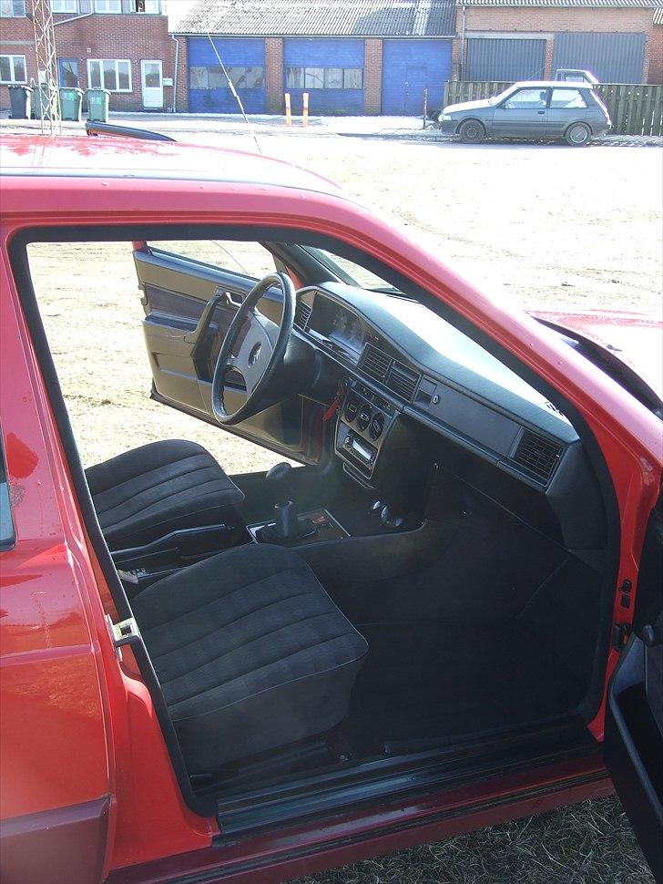 Mercedes Benz 190 D solgt billede 14