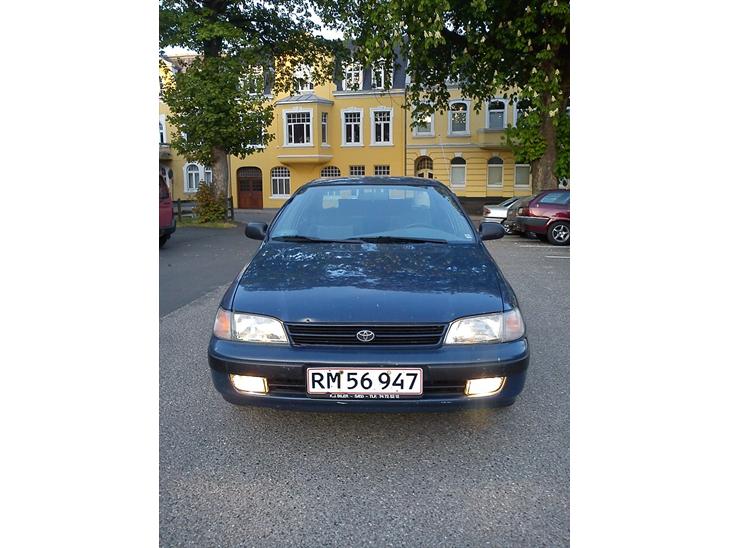 {{currentPhoto.altText}} billede {{currentPhoto.number}}