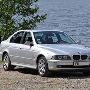 BMW E39 520i