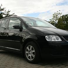 VW touran 2,0 TDi 140 6g