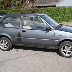 Toyota Starlet 1,0 12V (SOLGT)