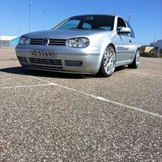 VW Golf 4  ( SOLGT )