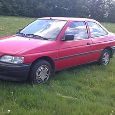 Ford ESCORT 1.3 CL BYTTET