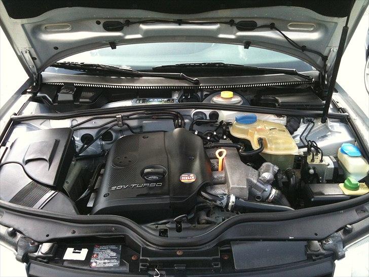 VW Passat 1,8 T Variant billede 9