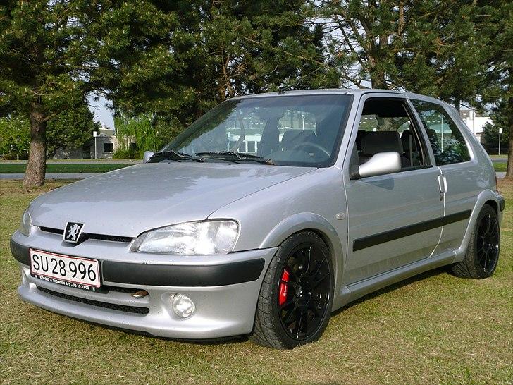 Peugeot 106 GTI billede 1