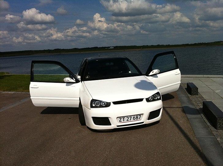 VW Golf 3, ''White Chick'' (SOLGT!) billede 7