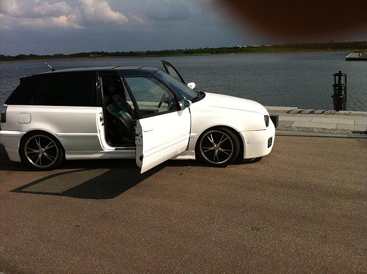 VW Golf 3, ''White Chick'' (SOLGT!) billede 8