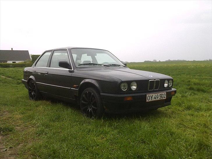 BMW 320i billede 1