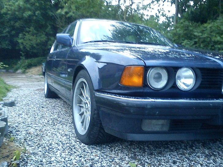 BMW 730i 3,0 xxsolgtxx billede 1