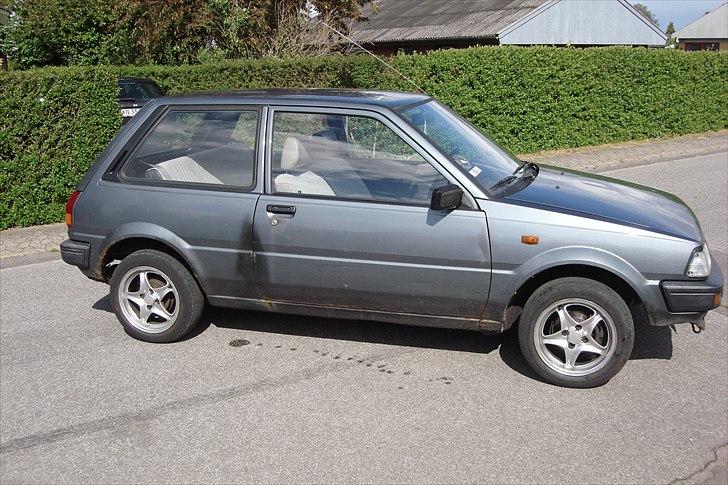 Toyota Starlet 1,0 12V (SOLGT) billede 1