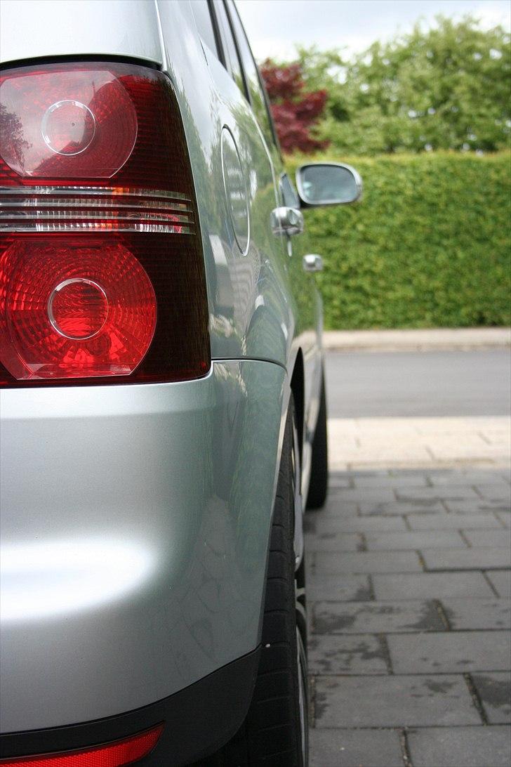 VW Touran Trendline "solgt" - Back right side  billede 11