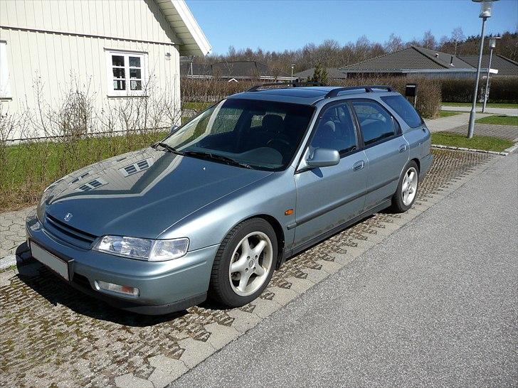 Honda Accord Aerodeck 2.2i ES - Her med vinterfælgene monteret billede 12