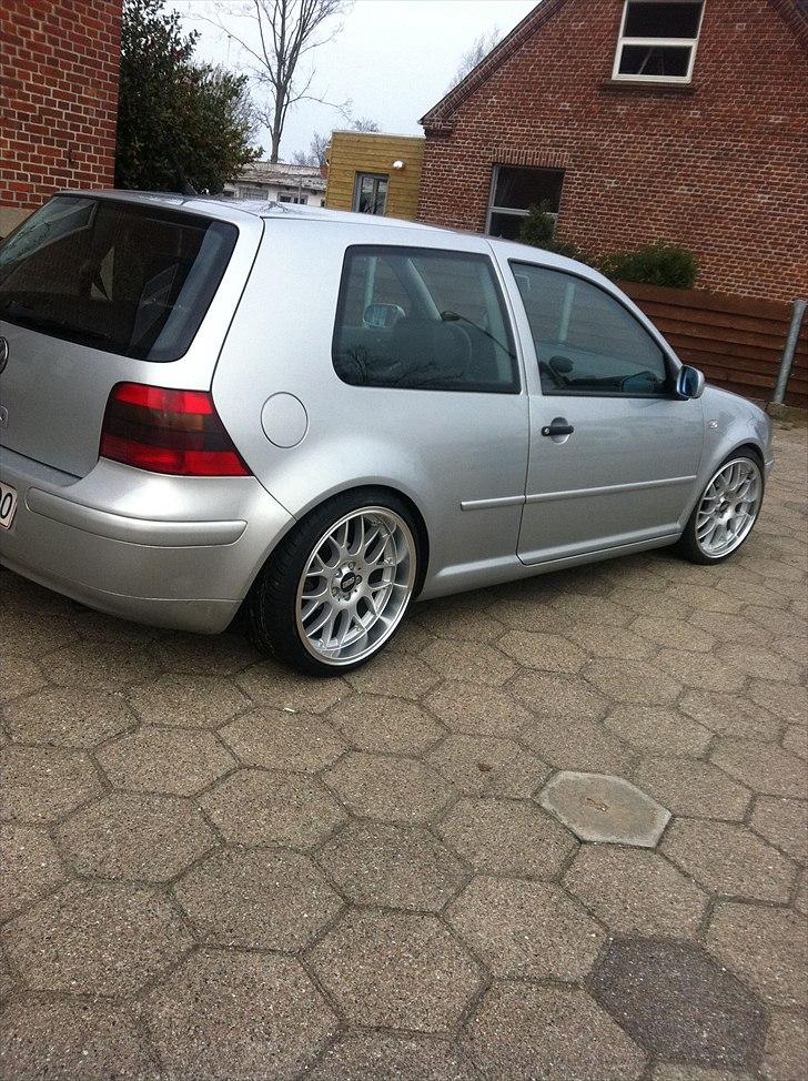 VW Golf 4  ( SOLGT ) billede 2