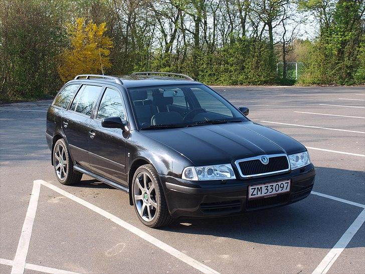 Skoda Octavia Combi billede 1