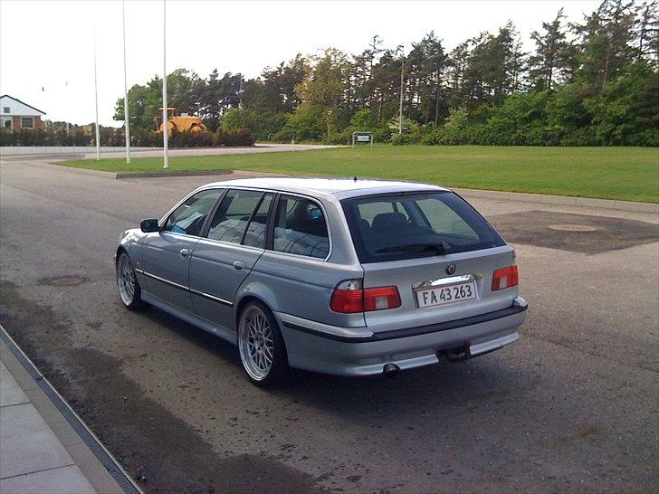 BMW E39 525 tds touring Aut. billede 10