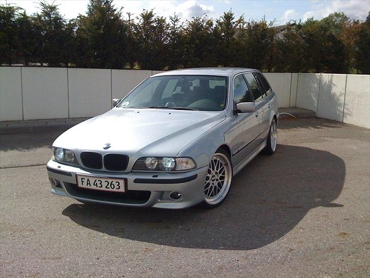 BMW E39 525 tds touring Aut. billede 17