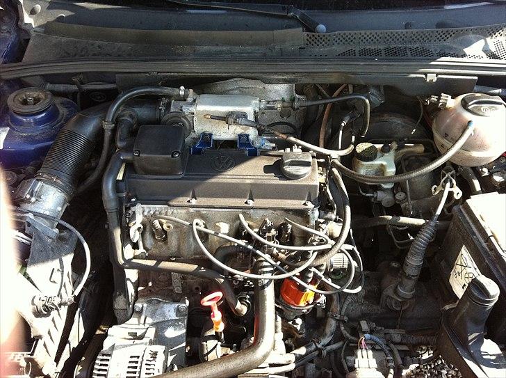 VW vento 2,0 solgt billede 12