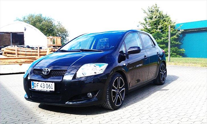 Toyota Auris billede 2