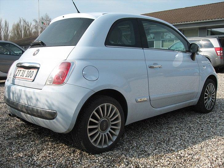 Fiat 500 1,3 MJT Lounge -SOLGT billede 2