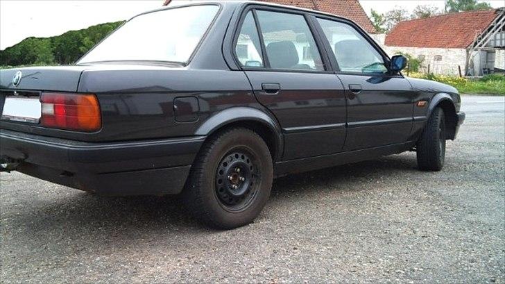 BMW E30 324TD billede 7