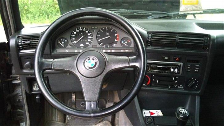 BMW E30 324TD billede 12