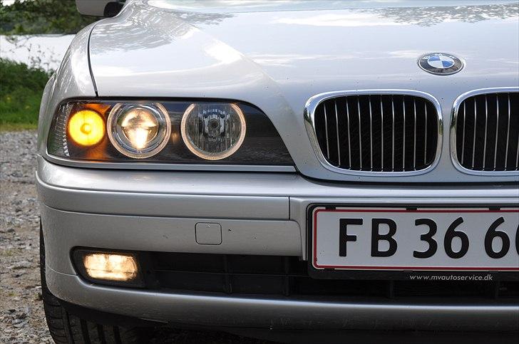 BMW E39 520i billede 1