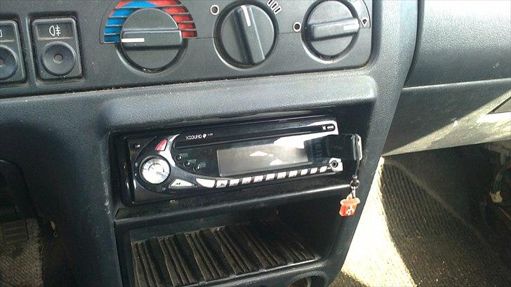 Ford ESCORT 1.3 CL BYTTET billede 6