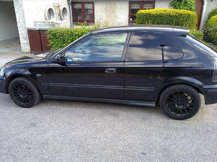 Honda Civic 1.5i LS V-Tec billede 3